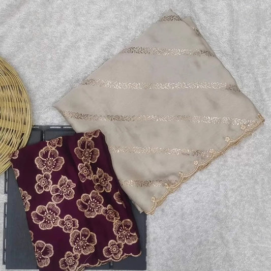 Chinnon saree with foil print design